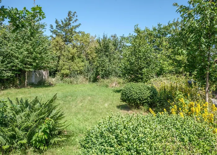 Semesterbostad Beautiful In With 2 Bedrooms *