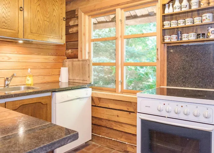Beautiful In With 2 Bedrooms Knebel